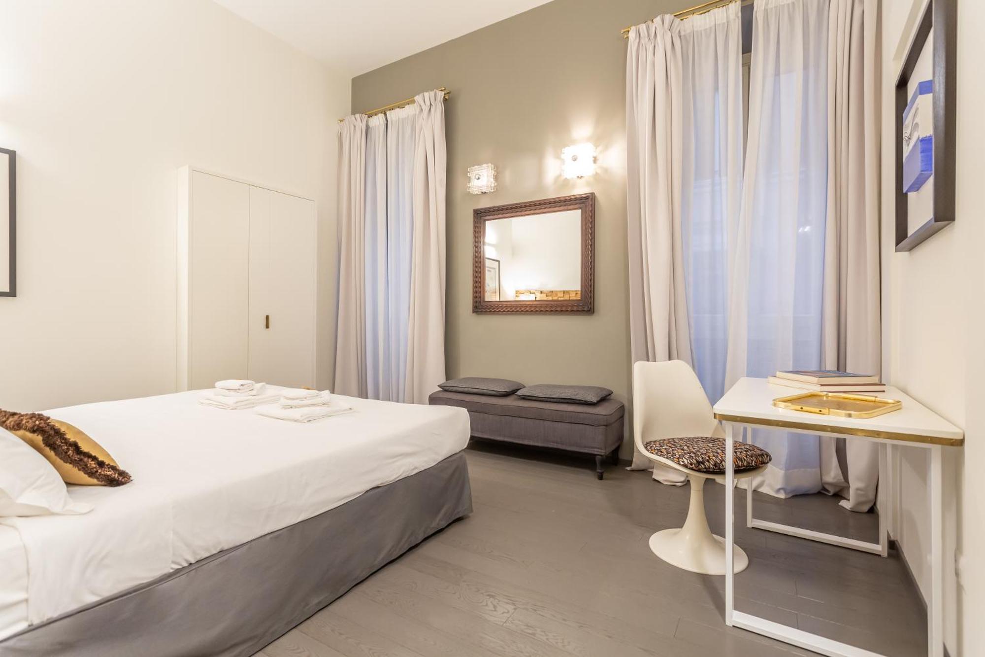 Spanish Steps Deluxe Apartment Rome Exterior photo